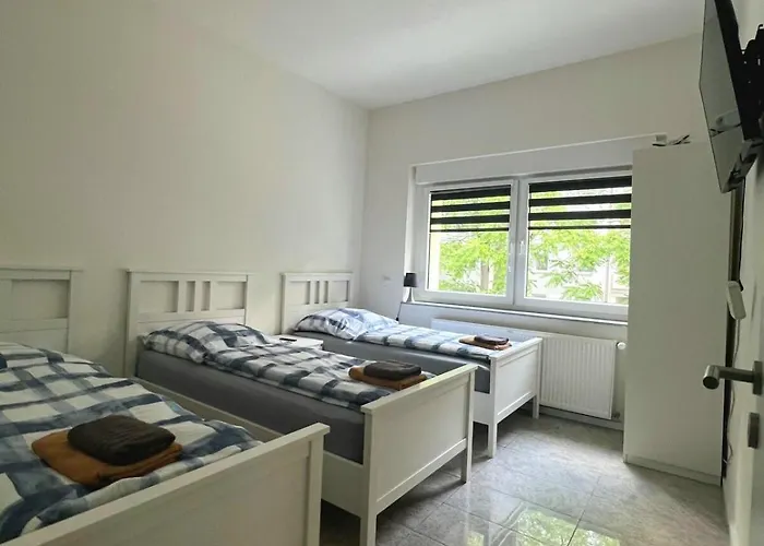 Rhein 1 Near Messe * Κολωνία